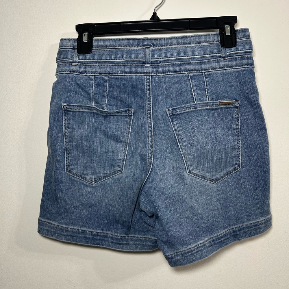 White House Black Market Extra High Rise Utility Short 5” - Picture 3 of 6